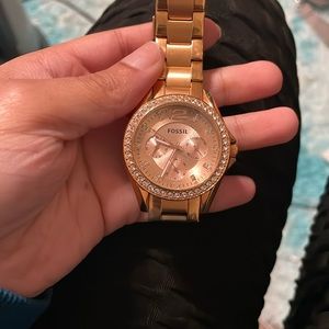 Gold Fossil Watch. No box , only worn a few times